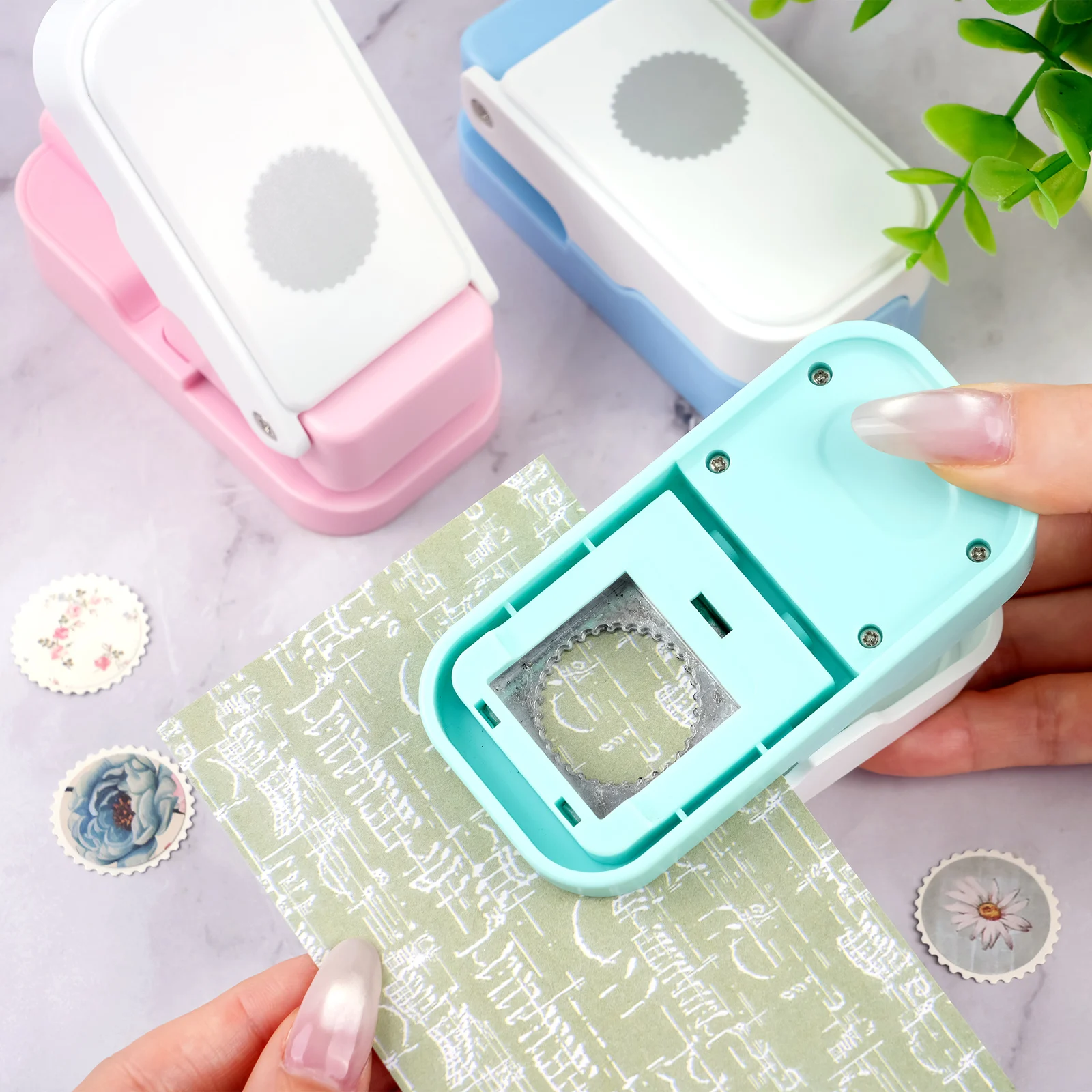 Scrapbooking - Wykrawacz do papieru w kształcie okręgu