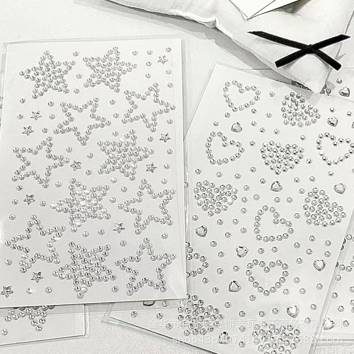 Srebrne naklejki w kształcie s – Scrapbooking recenzja i cena