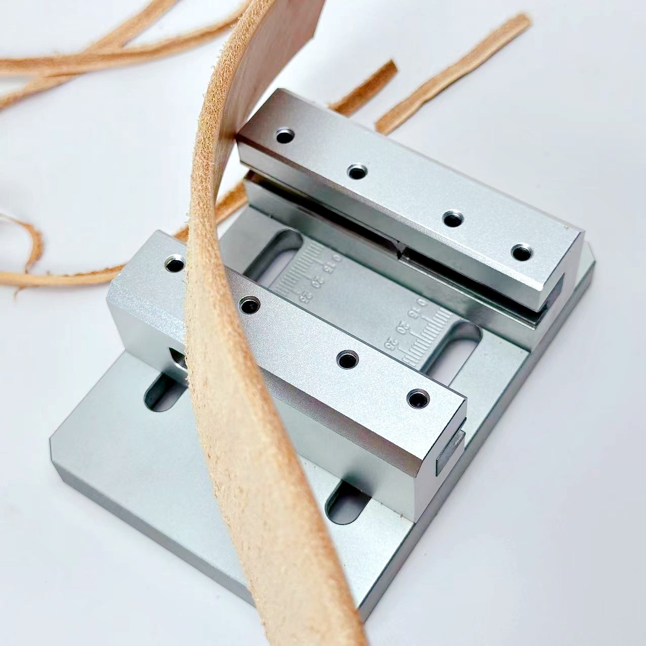 Maszyna do przycinania krawędz – Craft Tools recenzja i cena